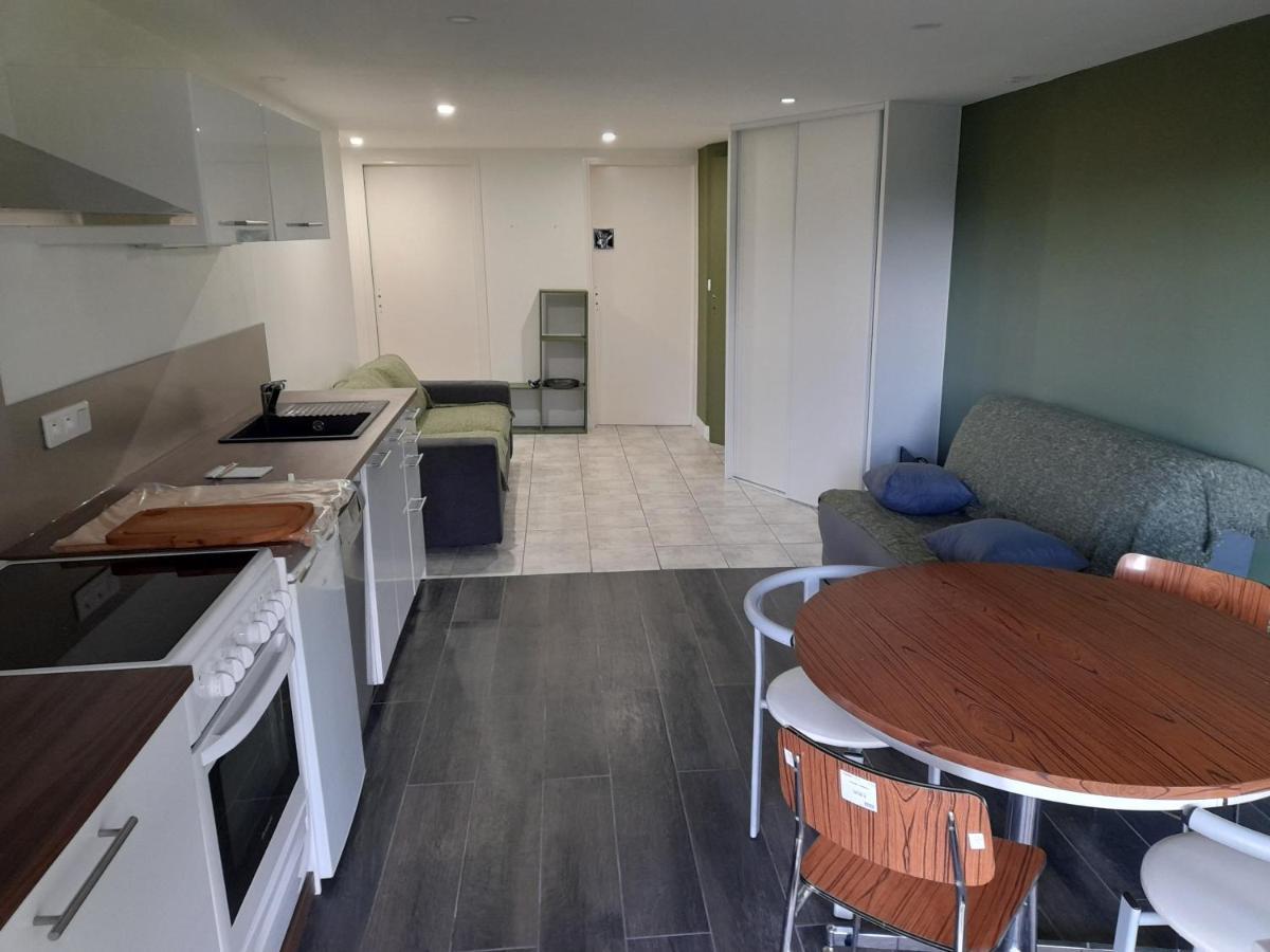 A 5 Mns Du Puy De Dome Avec Vue Imprenable Studio Rez De Jardin 24M2 Neuf A Laschamps Saint-Genès-Champanelle Extérieur photo